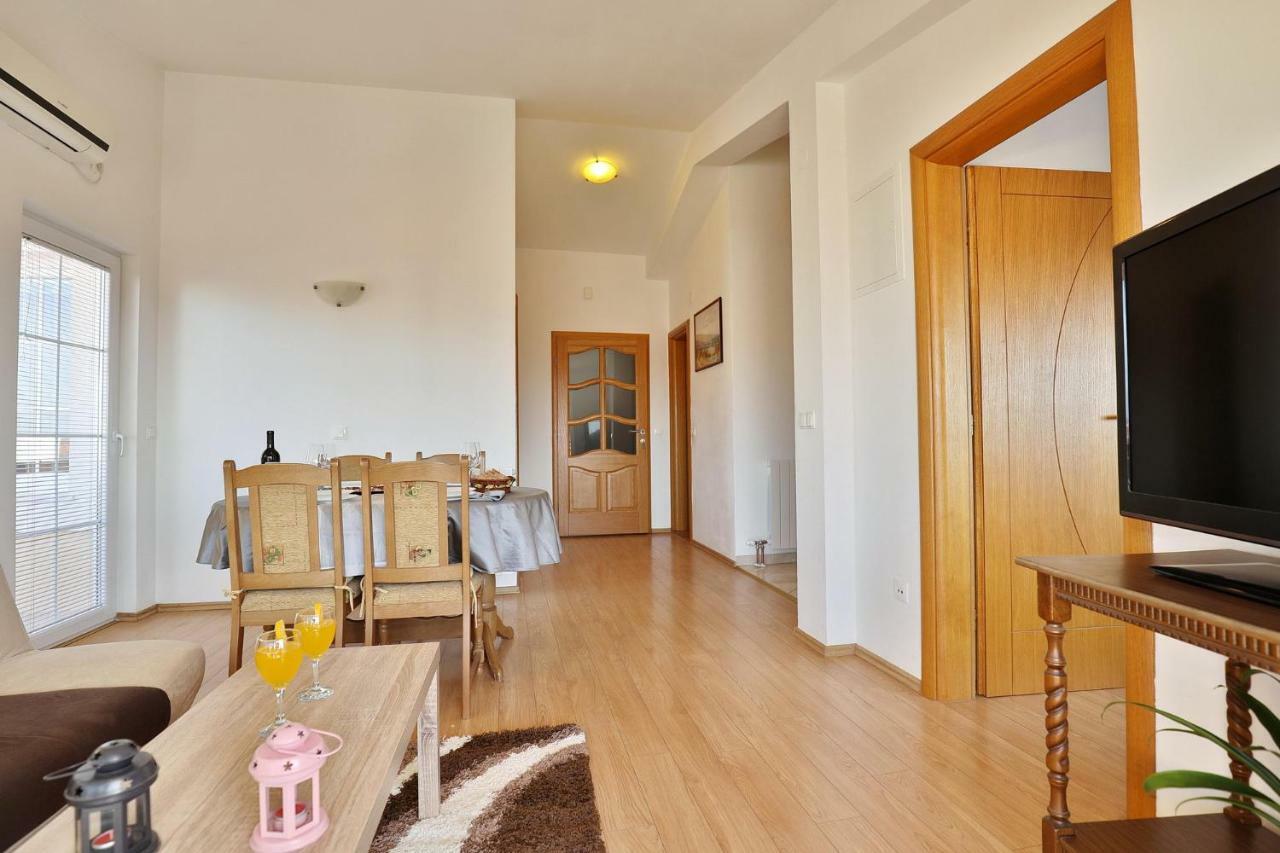 Apartments Dijana Zadar Ngoại thất bức ảnh